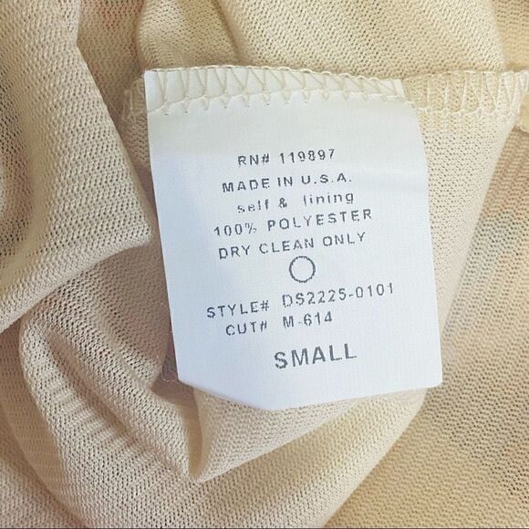 Collective Concepts paisley sleeveless dress with tie waist - Picture 6 of 10